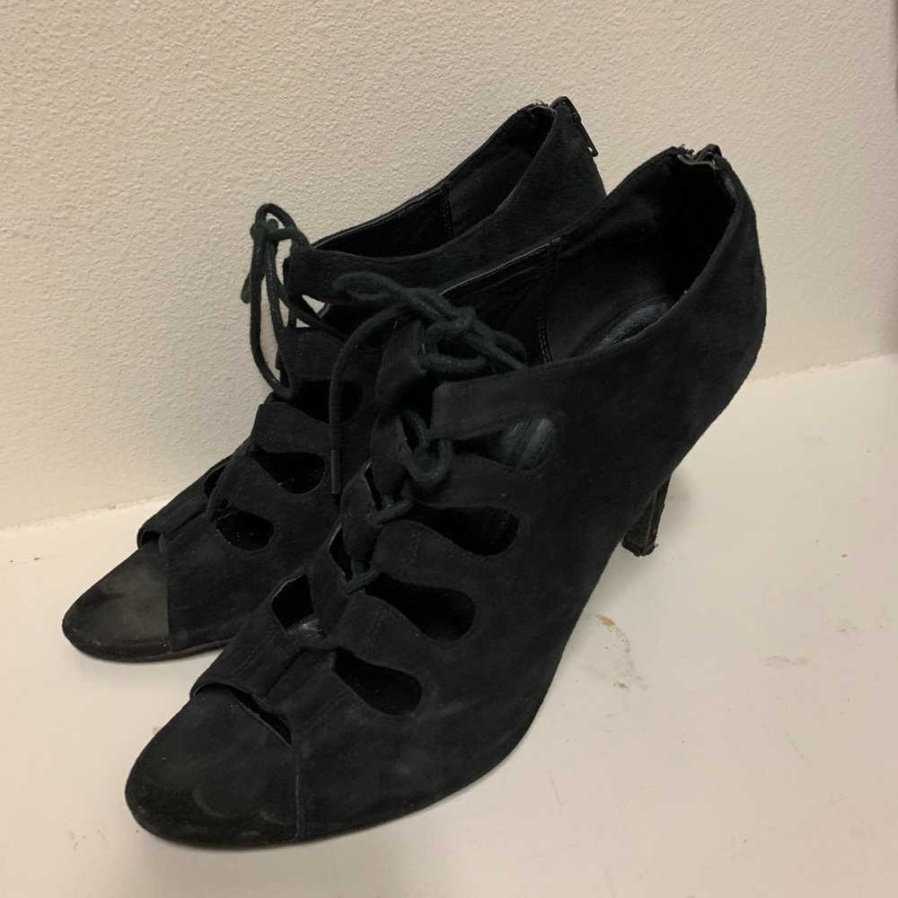 14th & Union Peep Toe Heels